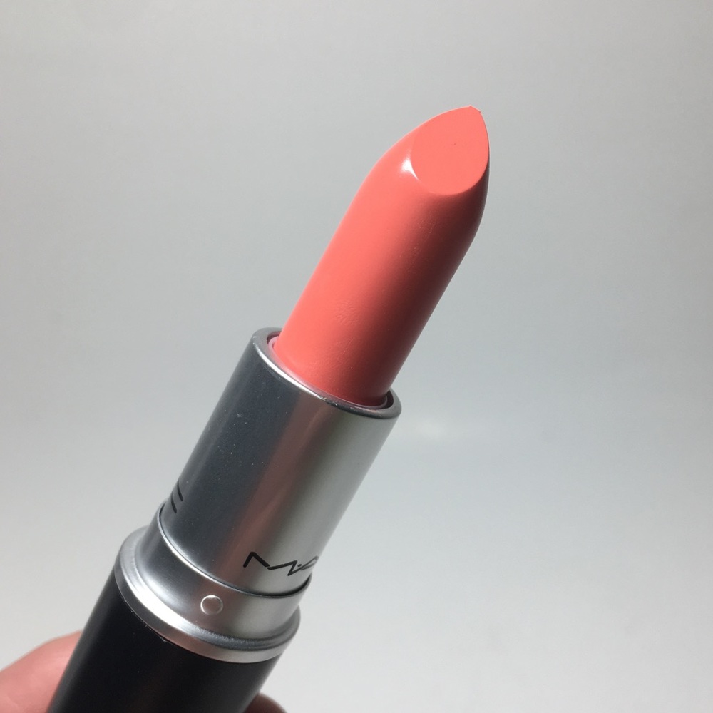 NIB Mac Reel Sexy Amplified A12 100% Authentic - Picture 2 of 5